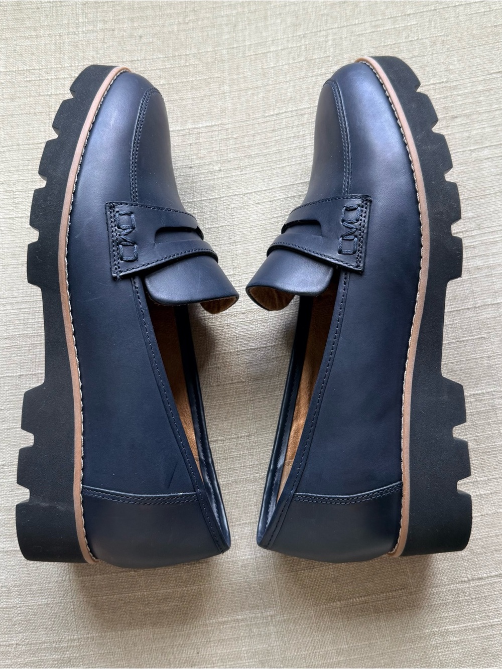 Vionic Women's Cheryl II navy blazer leather loafers Size 9 - Picture 6 of 7